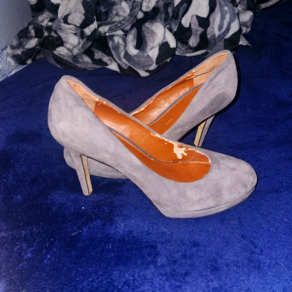 Banana Republic suede heels